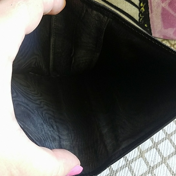 Authentic Chanel wallet - Picture 7 of 8